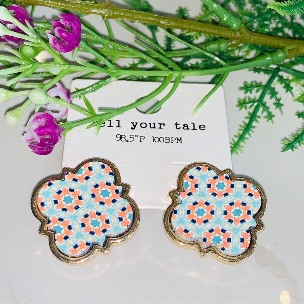Elize Wooden Moroccan Stud Earrings - Picture 2 of 5
